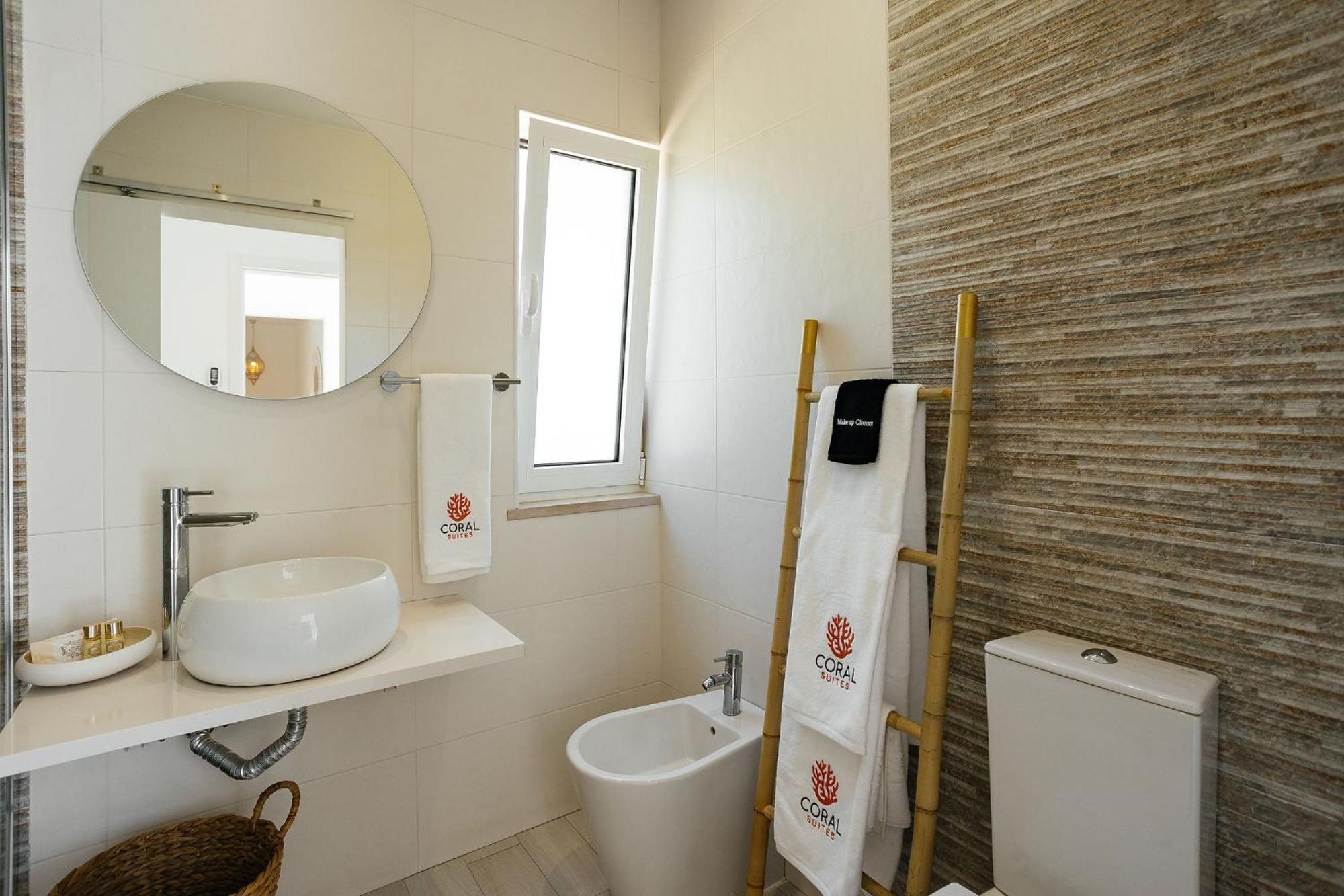 Coral Boutique Suites Albufeira Exterior photo
